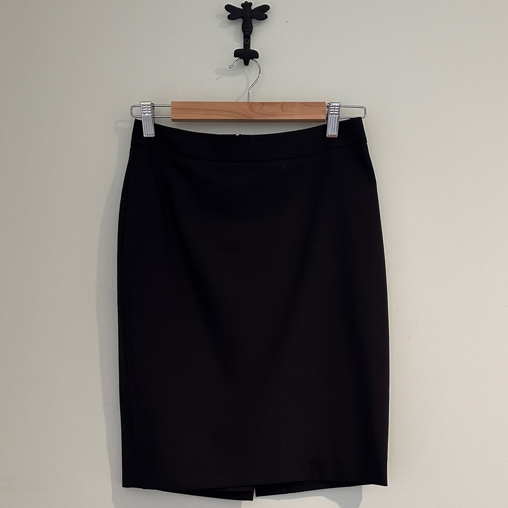 Ann Taylor Black Pencil Skirt - Classic Workwear